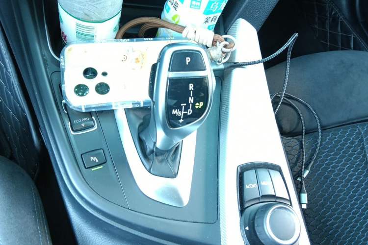 Used BMW 3 Series 2017 320i M Sport Gear Lever