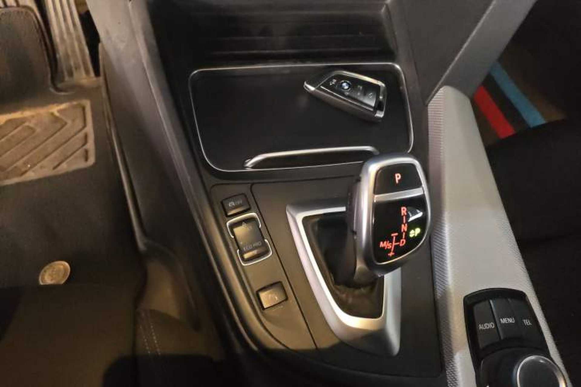 Used BMW 3 Series 2017 320i M Sport Gear Lever