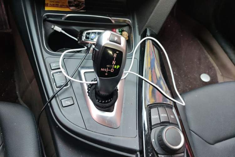 Used BMW 3 Series 2017 320Li Fashion Model Gear Lever