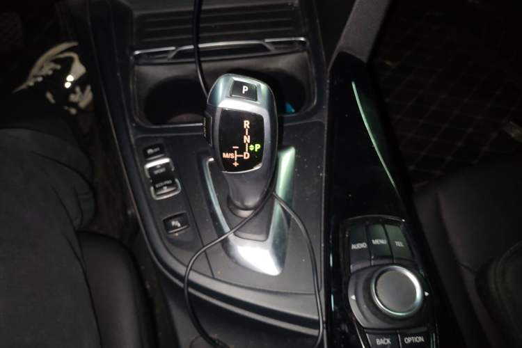 Used BMW 3 Series 2017 320Li xDrive Fashion Model Gear Lever