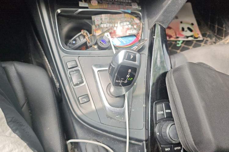 Used BMW 3 Series 2017 318Li Fashion Model Gear Lever