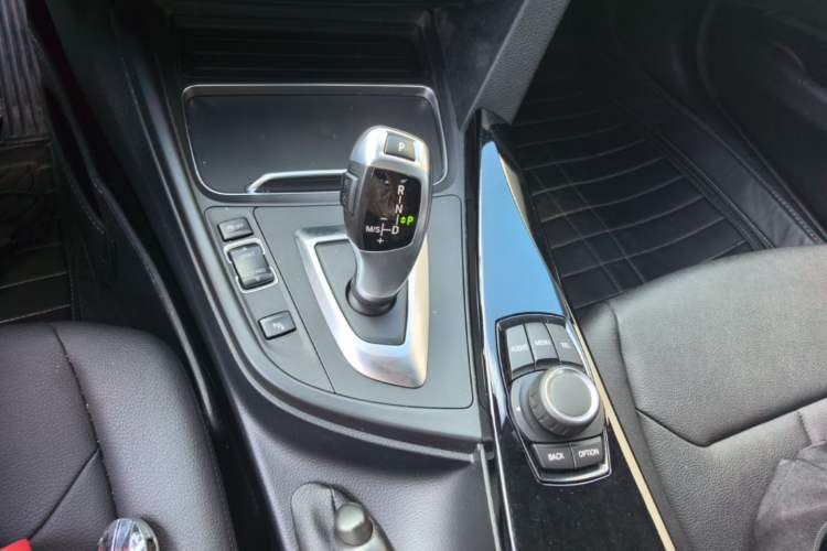 Used BMW 3 Series 2017 320Li Fashion Model Gear Lever
