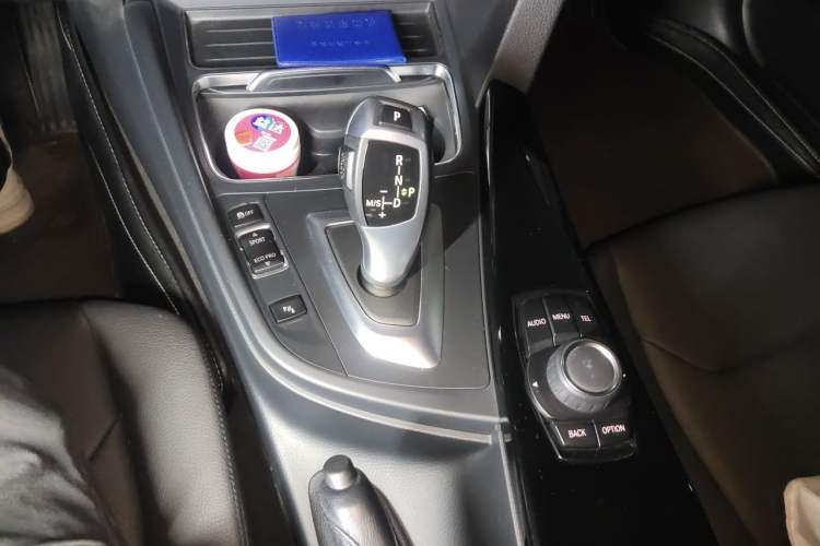 Used BMW 3 Series 2017 320Li Fashion Model Gear Lever