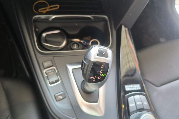 Used BMW 3 Series 2017 320Li Fashion Model Gear Lever