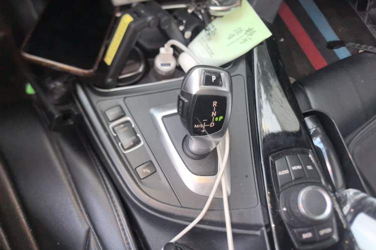 Used BMW 3 Series 2017 320Li Fashion Model Gear Lever