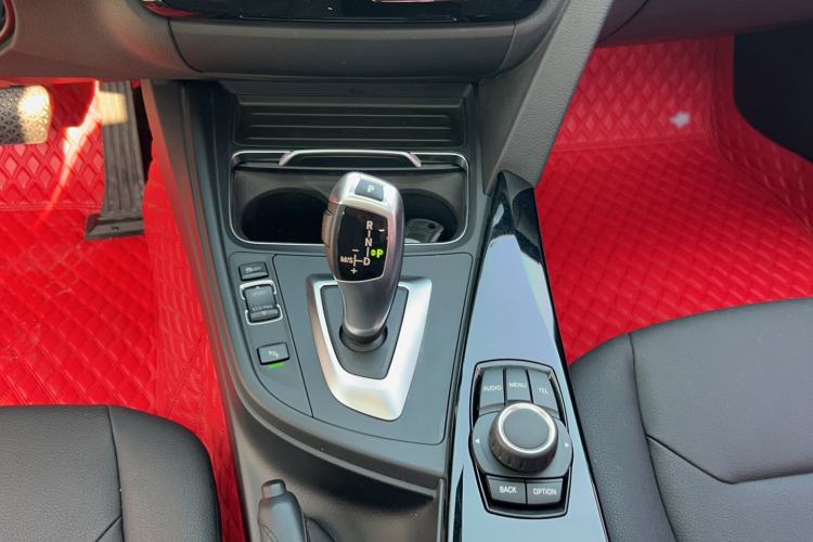 Used BMW 3 Series 2017 320Li Fashion Model Gear Lever