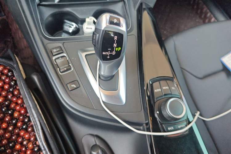 Used BMW 3 Series 2017 320Li Fashion Model Gear Lever