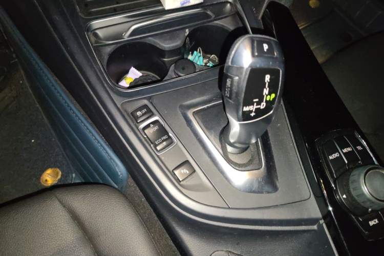 Used BMW 3 Series 2017 320Li Fashion Model Gear Lever