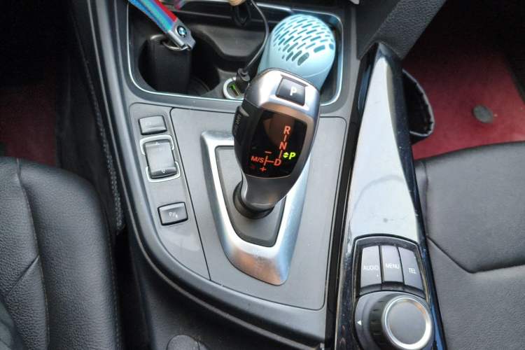 Used BMW 3 Series 2017 320Li Fashion Model Gear Lever