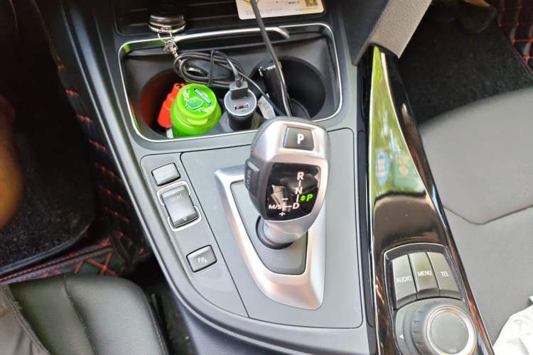 Used BMW 3 Series 2017 320Li Fashion Model Gear Lever