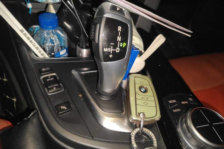 Used BMW 3 Series 2017 320Li Fashion Model Gear Lever