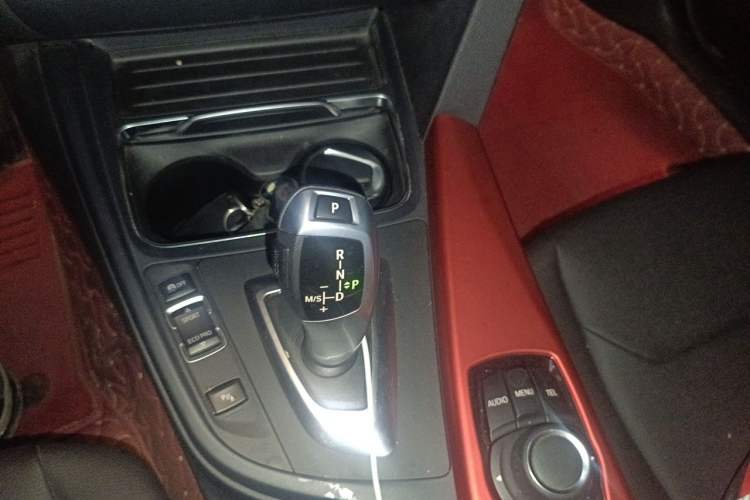 Used BMW 3 Series 2017 320Li Fashion Model Gear Lever