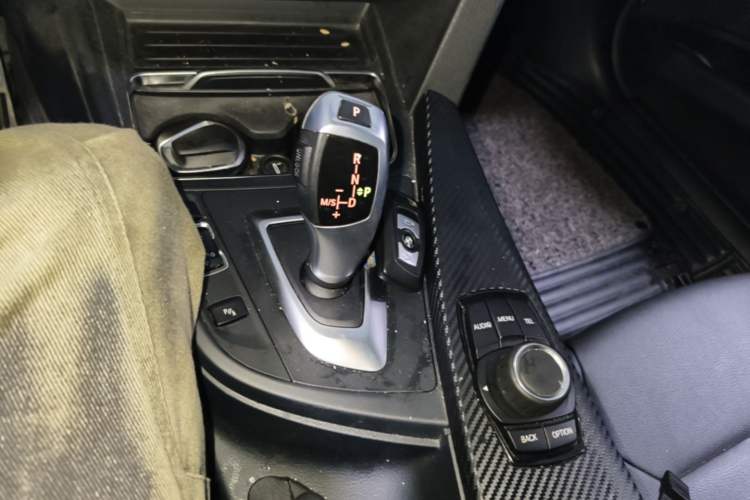 Used BMW 3 Series 2017 320Li Fashion Model Gear Lever