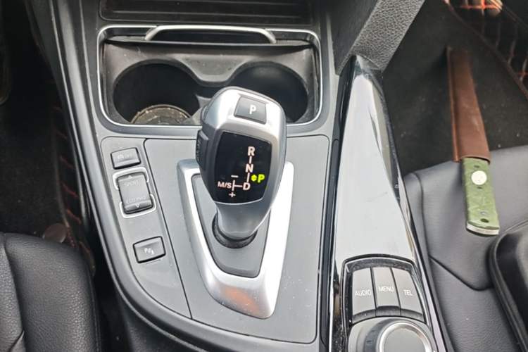 Used BMW 3 Series 2017 320Li Fashion Model Gear Lever