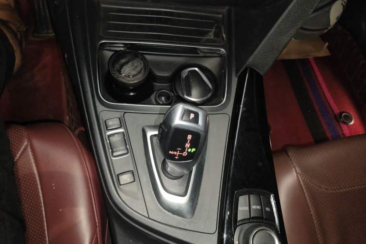 Used BMW 3 Series 2017 320Li Fashion Model Gear Lever
