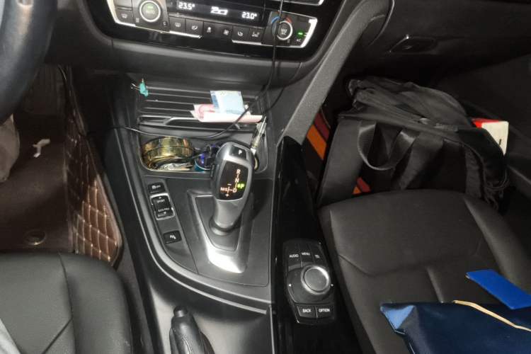 Used BMW 3 Series 2017 318Li Fashion Model Gear Lever