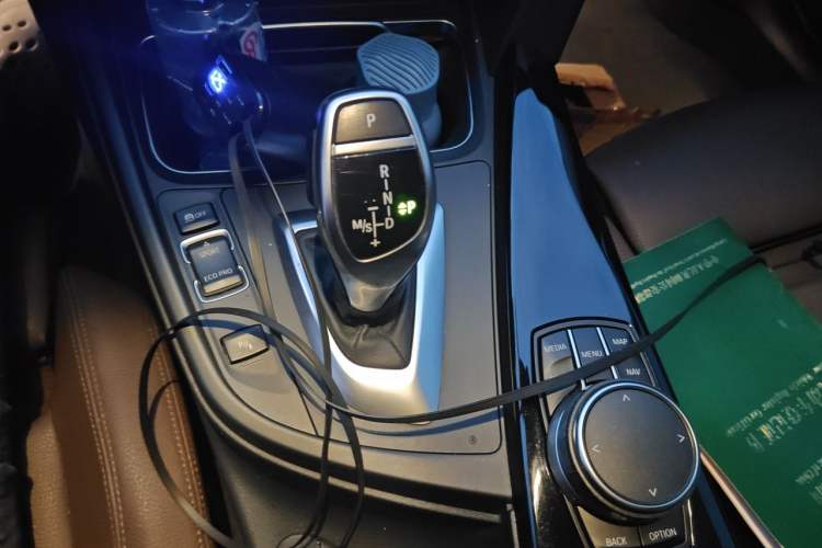 Used BMW 3 Series 2017 320Li M Sport Edition Gear Lever