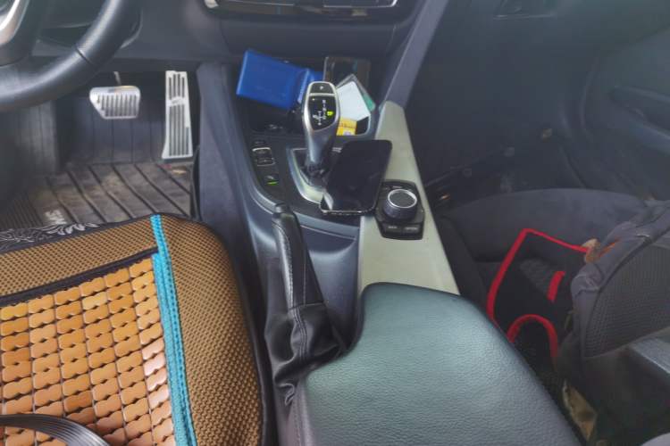 Used BMW 3 Series 2017 320i M Sport Gear Lever