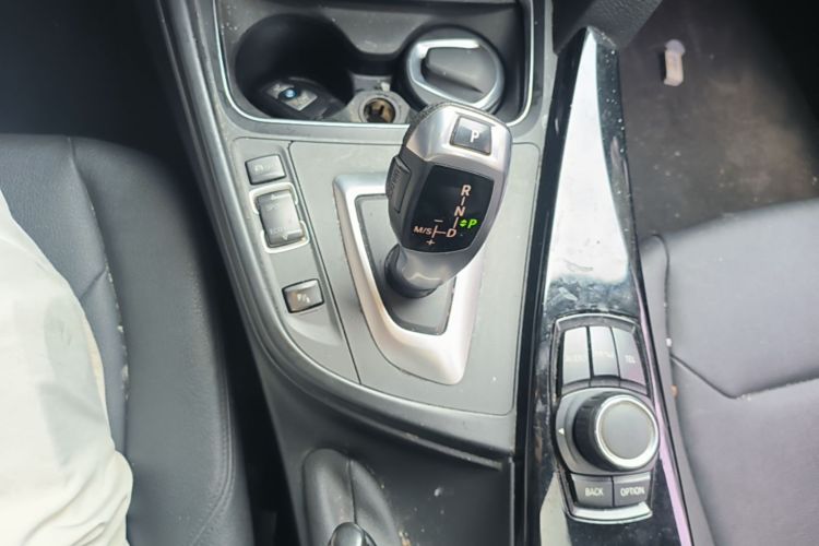 Used BMW 3 Series 2017 320Li Fashion Model Gear Lever