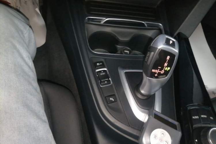 Used BMW 3 Series 2017 318Li Fashion Model Gear Lever