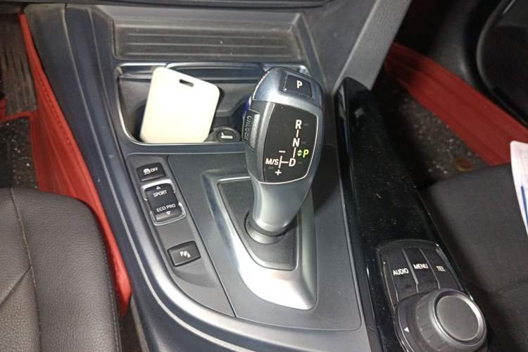 Used BMW 3 Series 2017 320Li Fashion Model Gear Lever