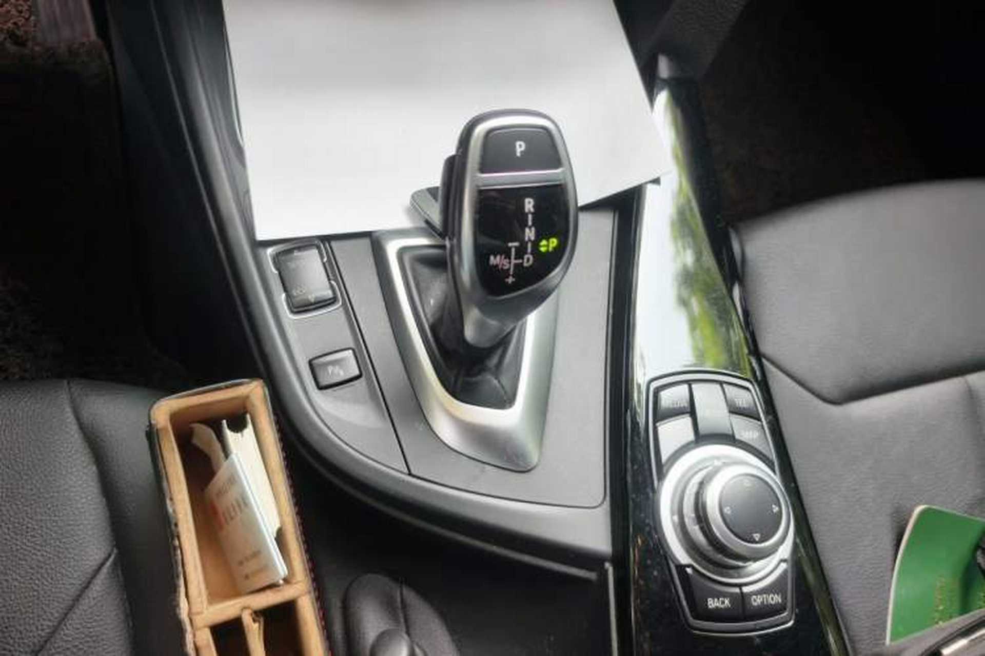 Used BMW 3 Series 2017 320Li M Sport Edition Gear Lever