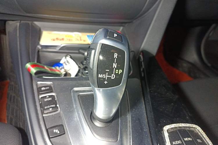 Used BMW 3 Series 2017 320Li Fashion Model Gear Lever