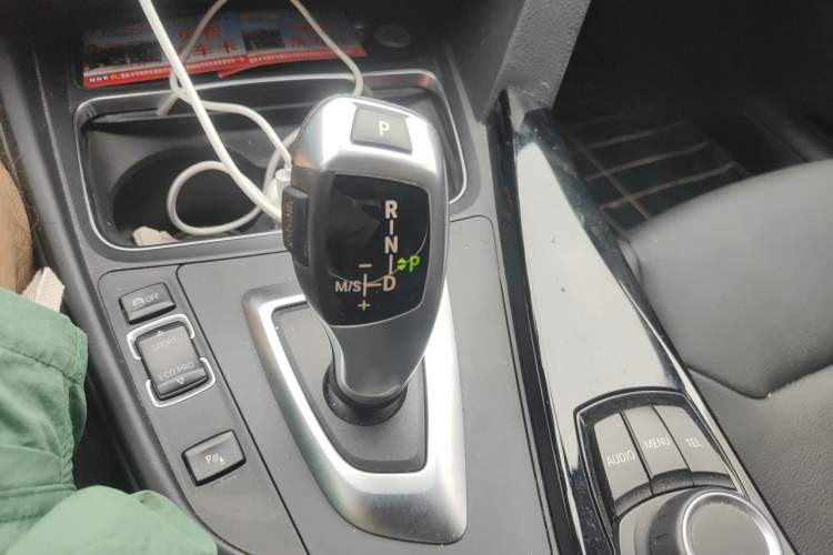 Used BMW 3 Series 2017 320Li Fashion Model Gear Lever
