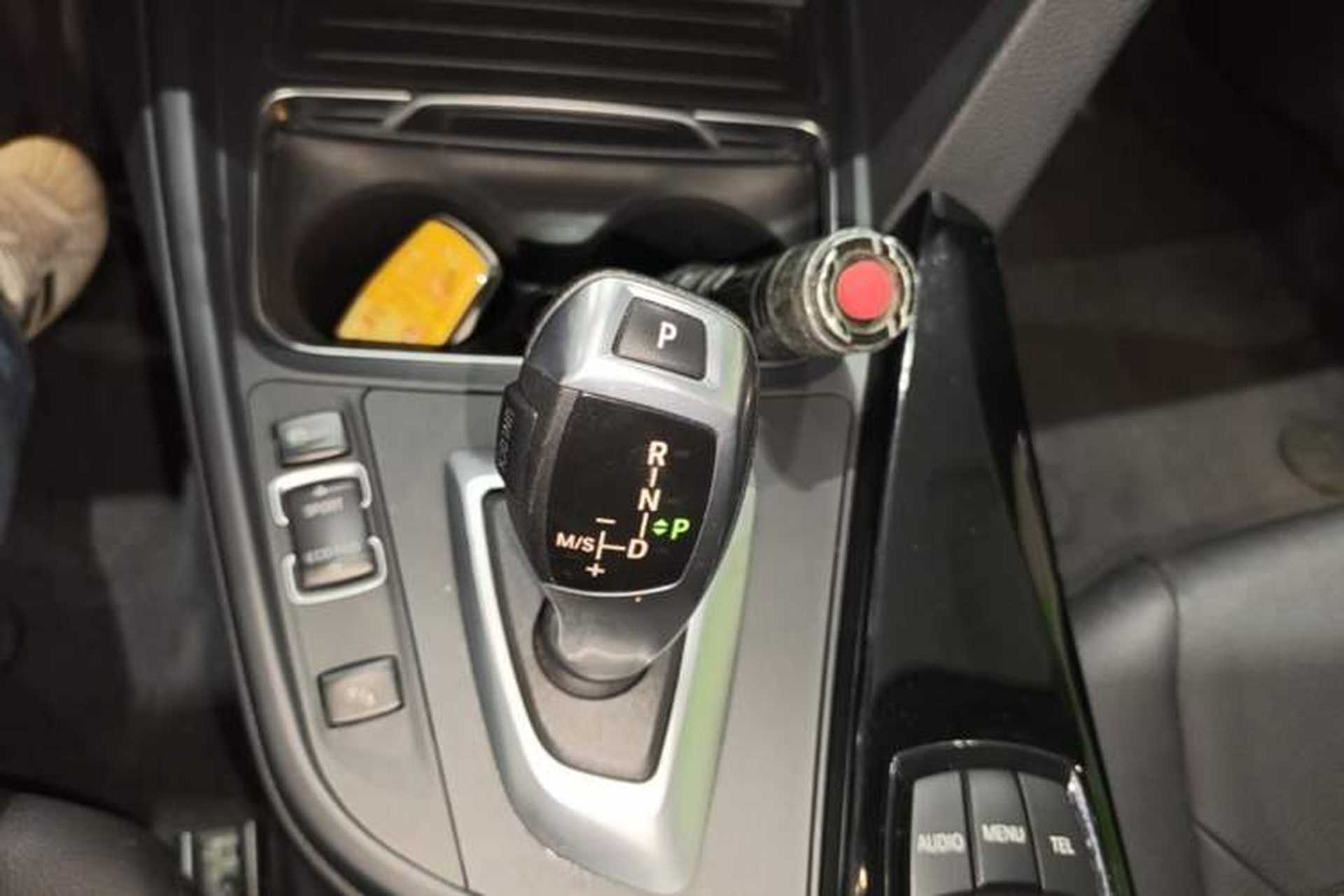 Used BMW 3 Series 2017 320Li Fashion Model Gear Lever