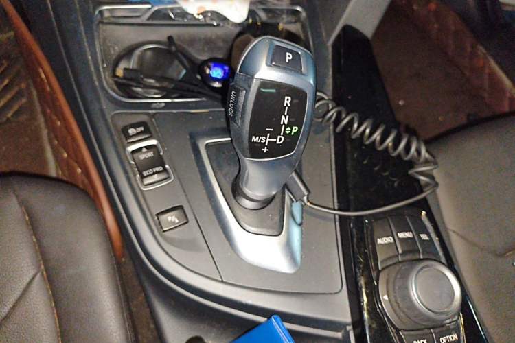 Used BMW 3 Series 2017 320Li Fashion Model Gear Lever