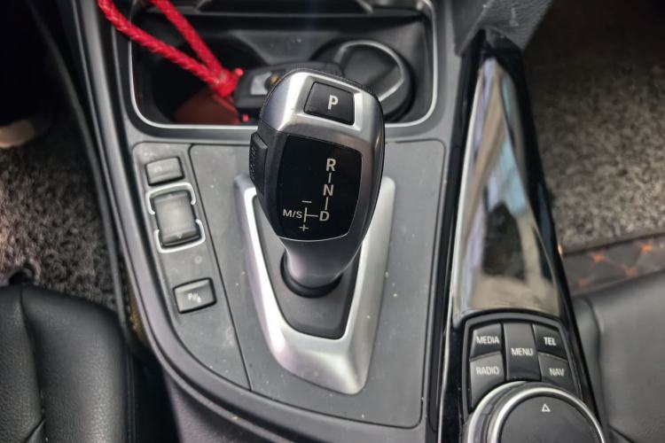 Used BMW 3 Series 2017 320Li Fashion Model Gear Lever