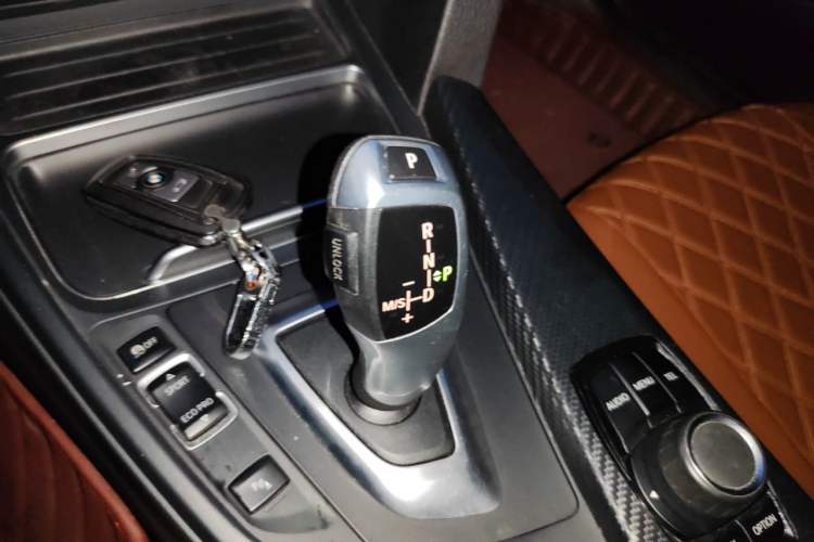 Used BMW 3 Series 2017 320Li Fashion Model Gear Lever