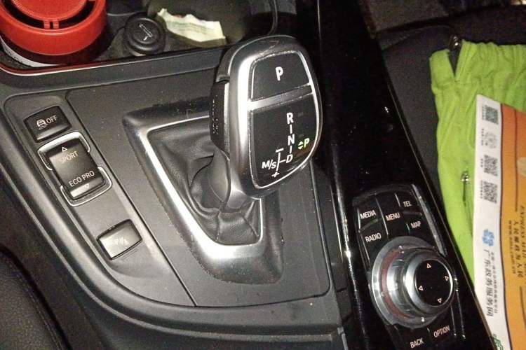 Used BMW 3 Series 2017 320Li M Sport Edition Gear Lever