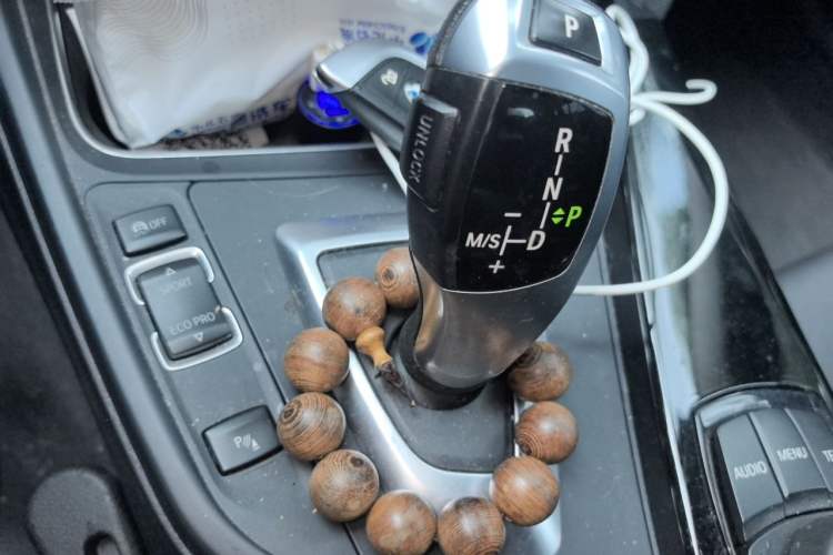 Used BMW 3 Series 2017 320Li Fashion Model Gear Lever