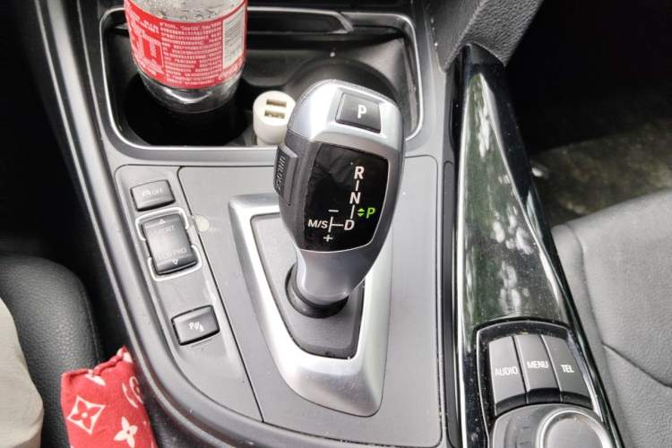 Used BMW 3 Series 2017 320Li Fashion Model Gear Lever