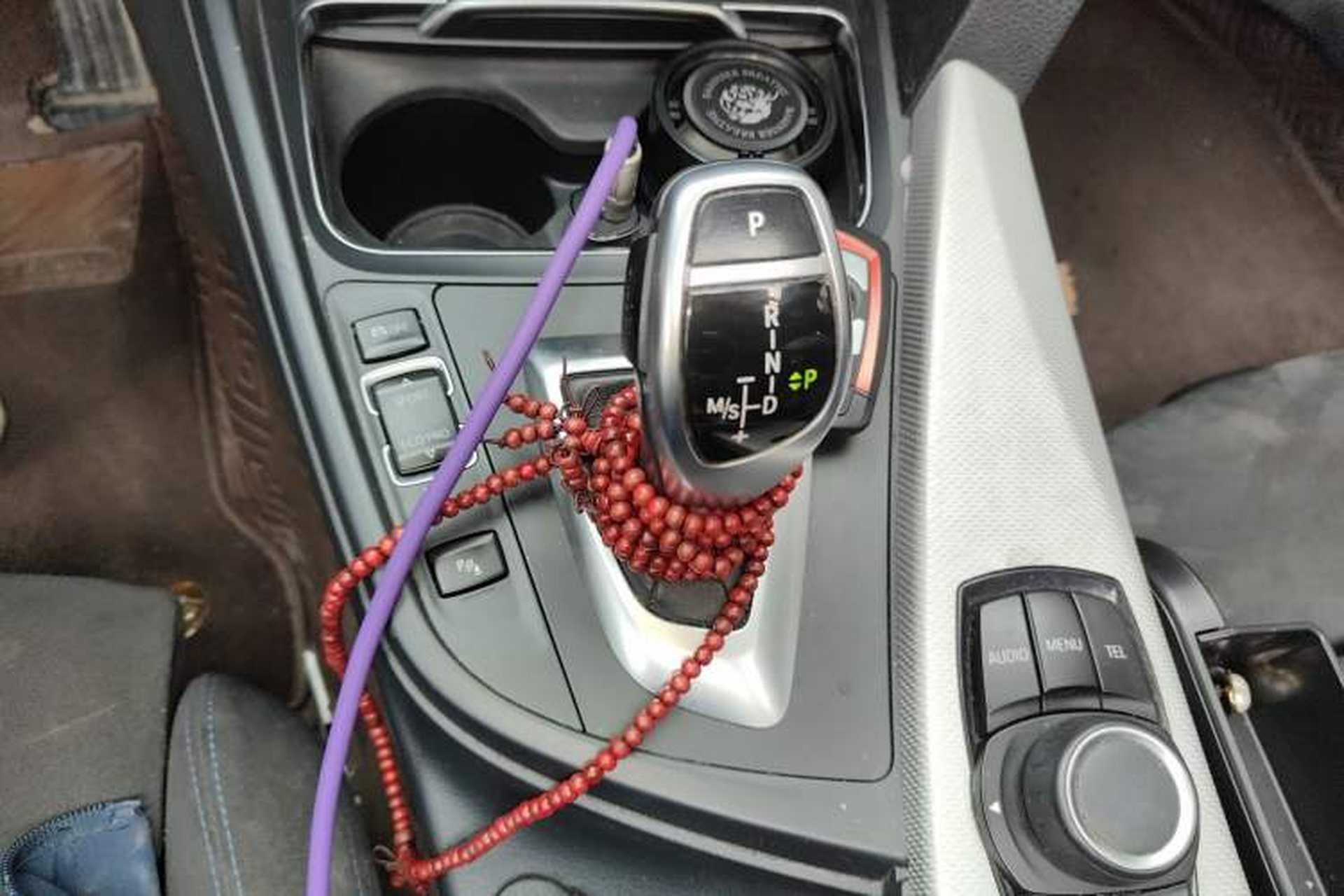 Used BMW 3 Series 2017 320i M Sport Gear Lever