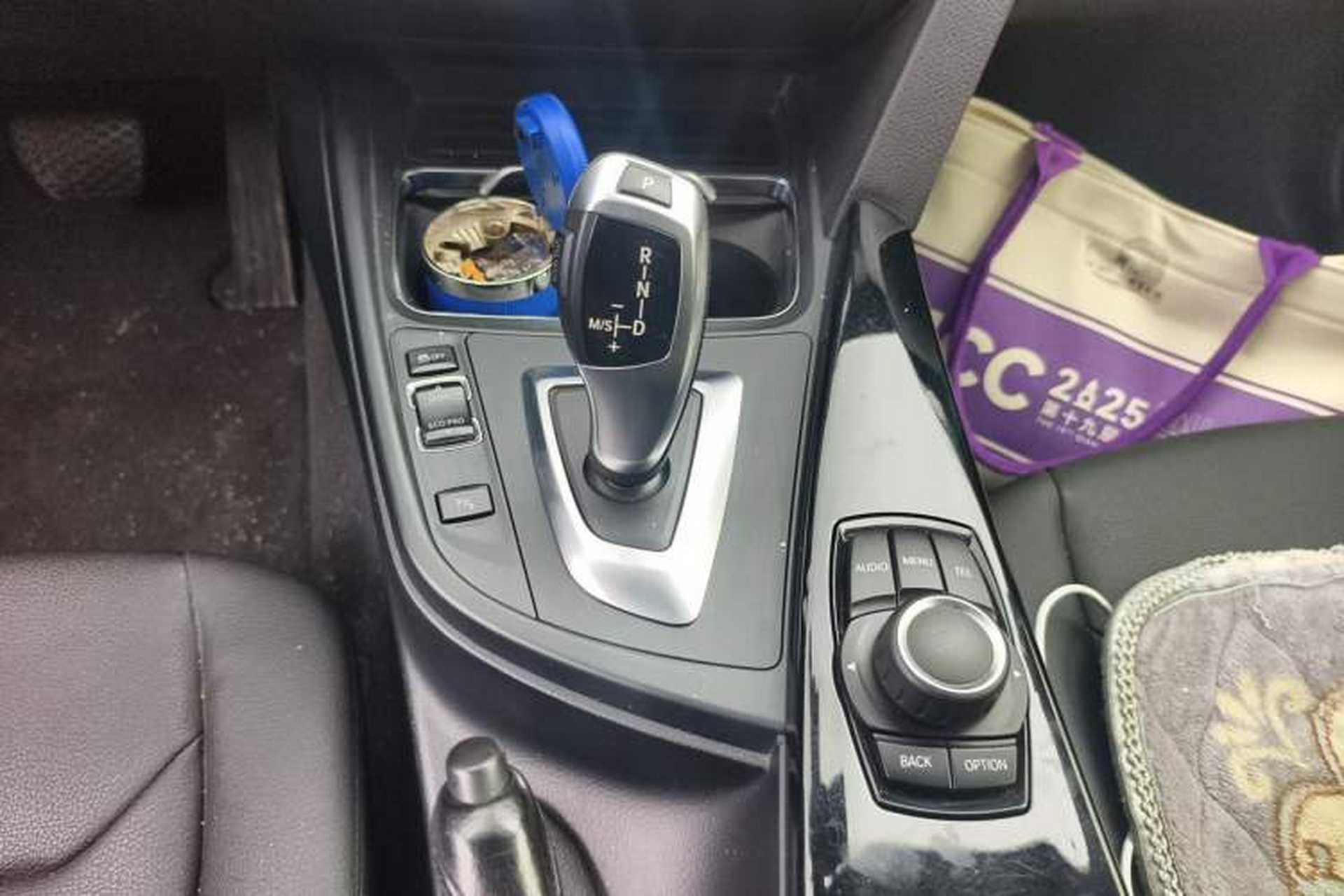 Used BMW 3 Series 2017 320Li Fashion Model Gear Lever