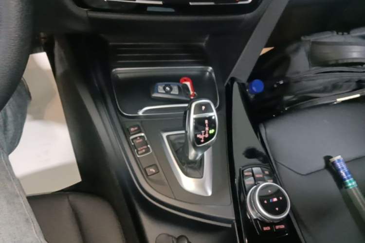 Used BMW 3 Series 2017 320Li M Sport Edition Gear Lever