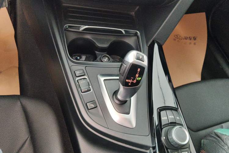 Used BMW 3 Series 2017 320Li Fashion Model Gear Lever