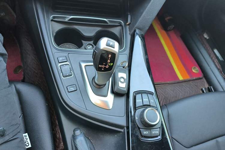 Used BMW 3 Series 2017 320Li Fashion Model Gear Lever