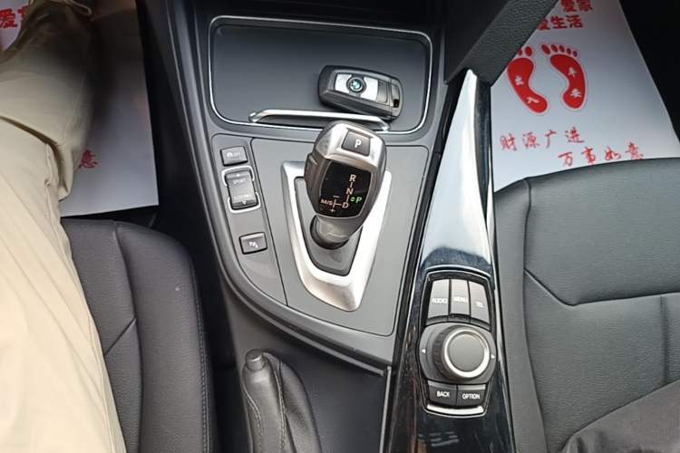 Used BMW 3 Series 2017 320Li Fashion Model Gear Lever