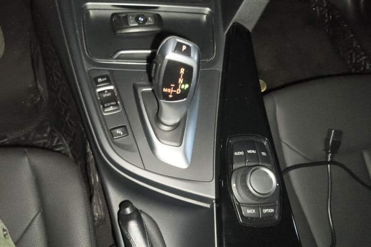Used BMW 3 Series 2017 320Li Fashion Model Gear Lever