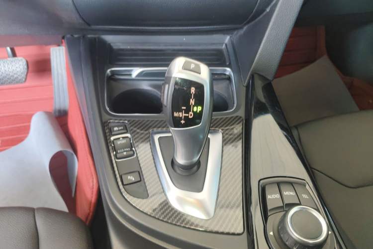 Used BMW 3 Series 2017 320Li xDrive Fashion Model Gear Lever