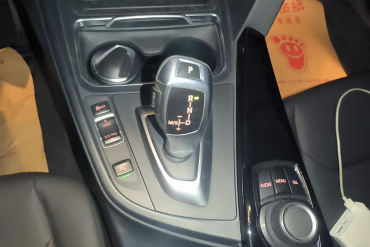 Used BMW 3 Series 2017 320Li Fashion Model Gear Lever