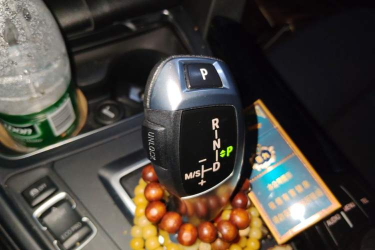 Used BMW 3 Series 2017 320Li Fashion Model Gear Lever