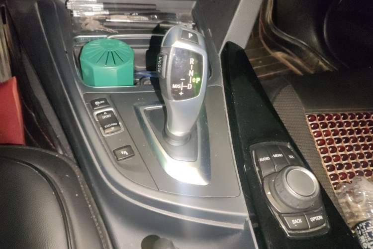 Used BMW 3 Series 2017 318Li Fashion Model Gear Lever
