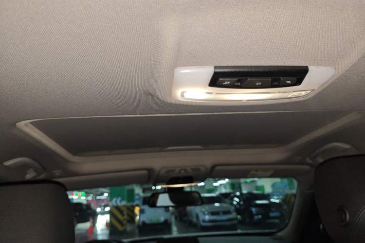 Used BMW 3 Series 2017 318i Fashion Model Headliner