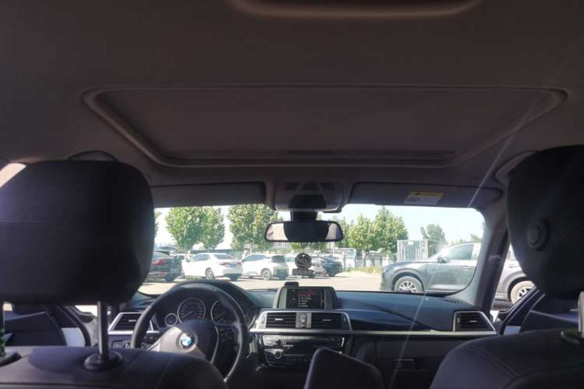 Used BMW 3 Series 2017 320Li Fashion Model Headliner