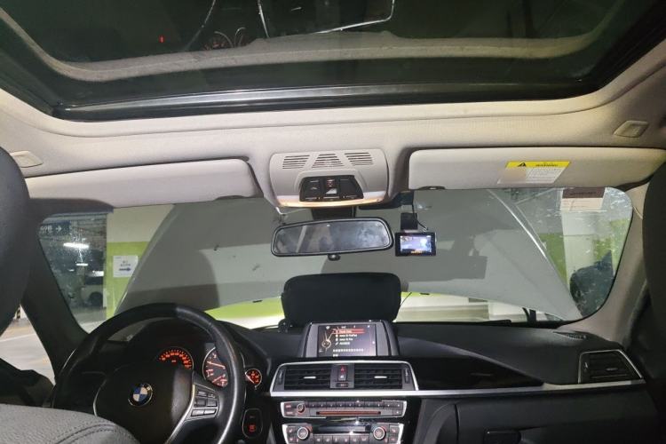 Used BMW 3 Series 2017 320Li Fashion Model Headliner