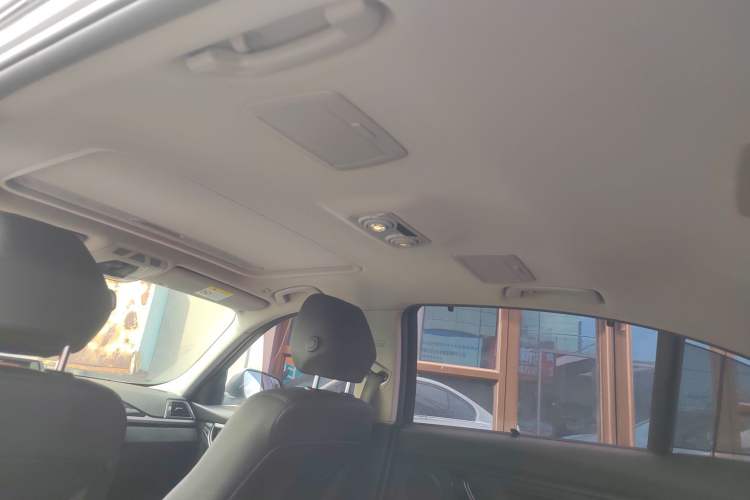 Used BMW 3 Series 2017 320Li Fashion Model Headliner